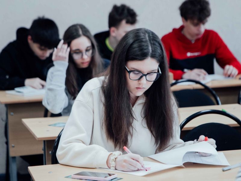 Психолог Мининского университета рассказала, как поддержать подростка в период ОГЭ и ЕГЭ