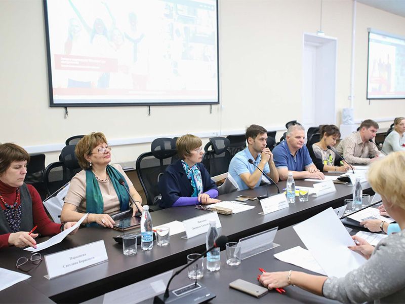 Мининский университет провел выездной семинар для мастеров НХП Свердловской области