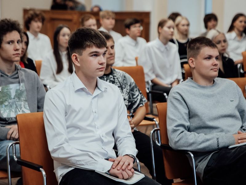 В Мининском университете торжественно подвели итоги конкурса «Главная профессия на Земле»