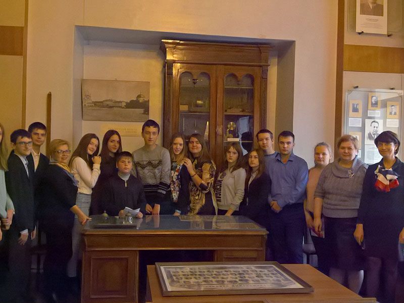 Преподаватели кафедры теории и практики иностранных языков и лингводидактики провели внеклассное мероприятие по английскому языку для учеников Доскинской школы