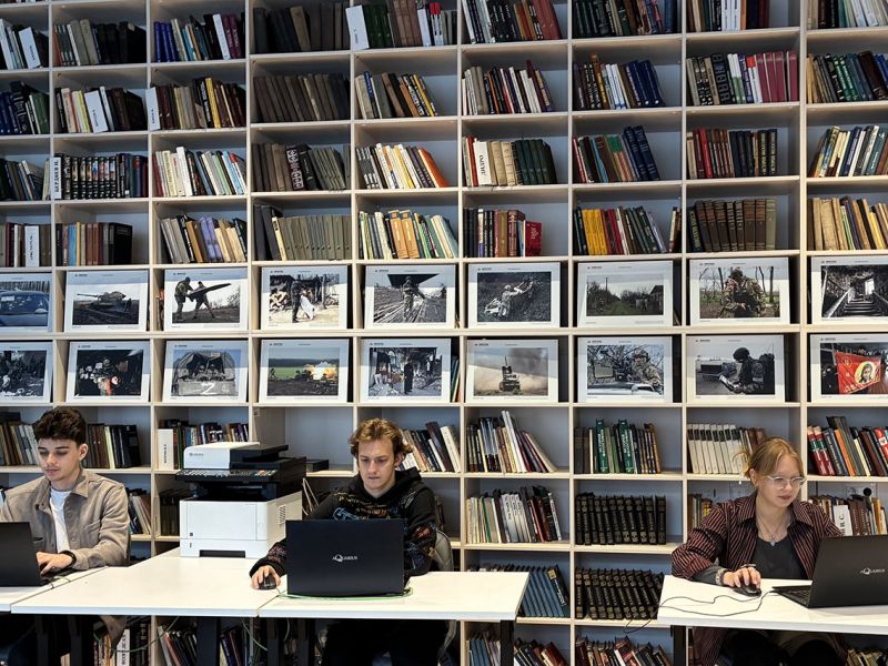 «Апгрейд учебника: от глиняной таблички до мультимедиа»