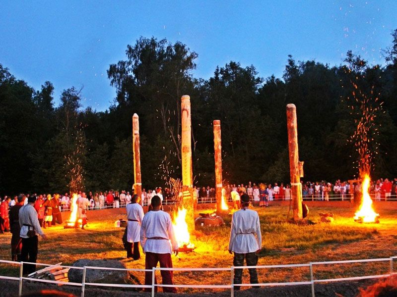Наши в «Заповеднике»