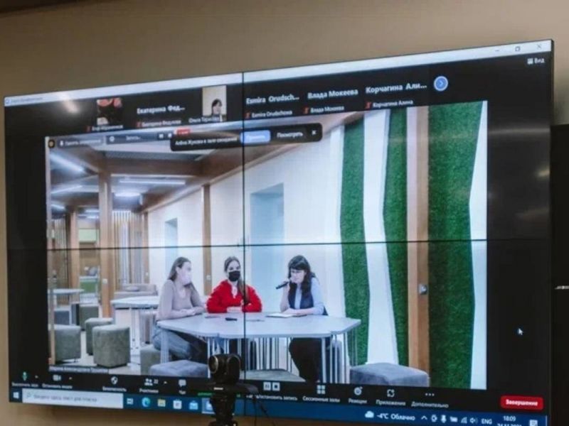Стартовал совместный проект Мининского университета и ПИМУ «Студент-студенту»