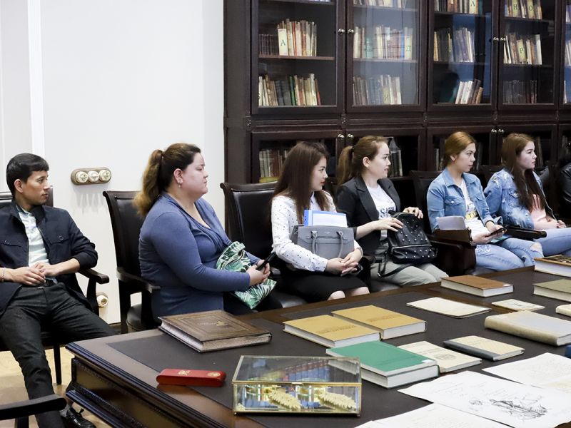 К 220-летию А.С. Пушкина в Зале Редкой книги Мининского университета открылась выставка «И с вами снова я…»