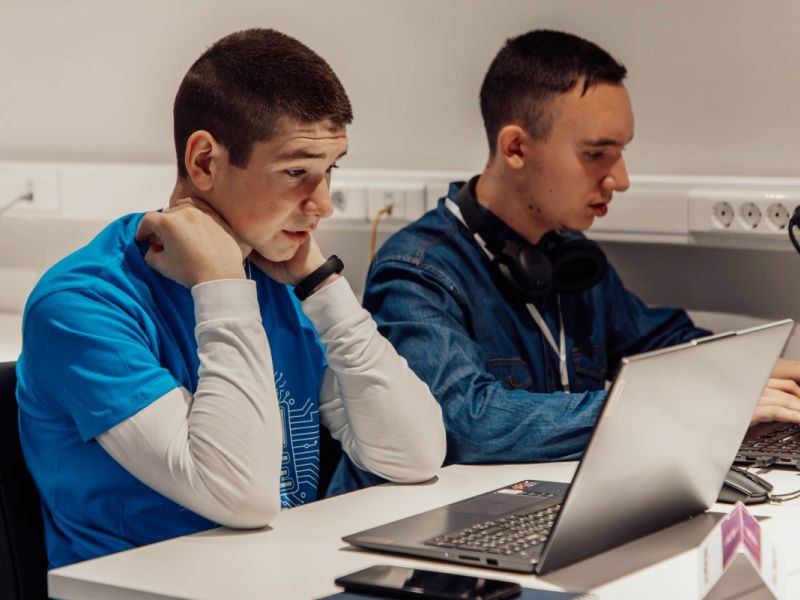Нижегородские школьники смогут стать DevOps-инженерами без ЕГЭ