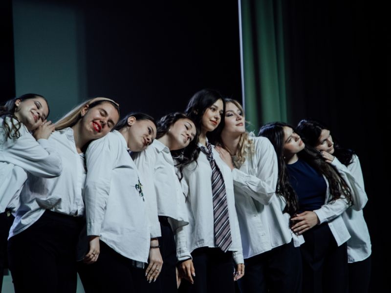 На факультете дизайна, изящных искусств и медиатехнологий состоялось долгожданное посвящение в студенты