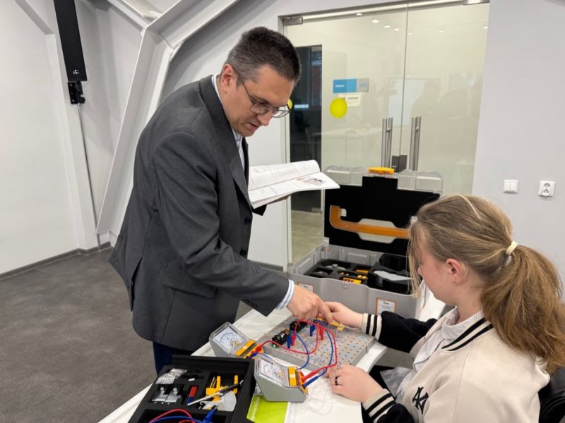 В Нижнем Новгороде будут готовить по-новому учителей физики