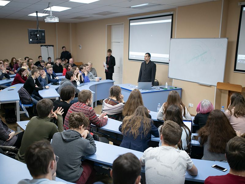 В Мининском университете прошла Всероссийская акция «Единый урок Цифровой экономики»