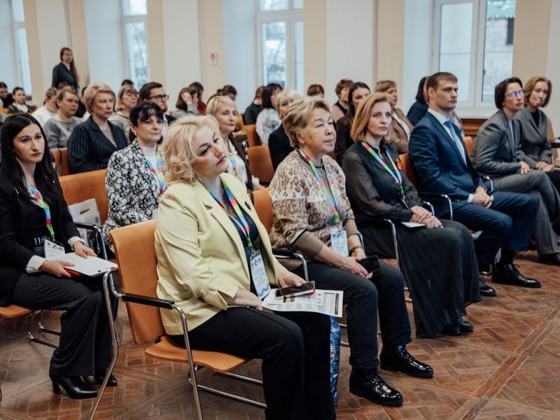 Мининский университет организовал курсы повышения квалификации для учителей Приднестровья