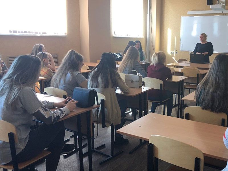 День открытых дверей и весенняя каникулярная школа прошли на факультете управления и социально-технических сервисов