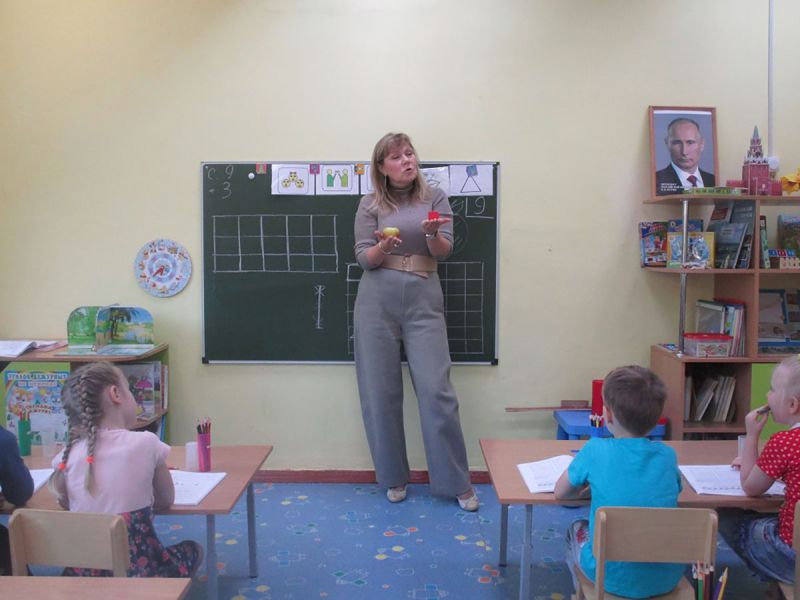 «Подготовить ребенка к школе – не означает просто научить его читать и считать. Сейчас важно не это!»