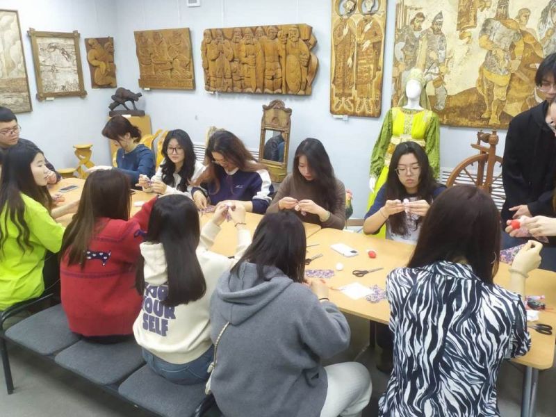 Китайские студенты Мининского университета приняли участие в тематической экскурсии «Связь времен и наций: Россия-Китай»