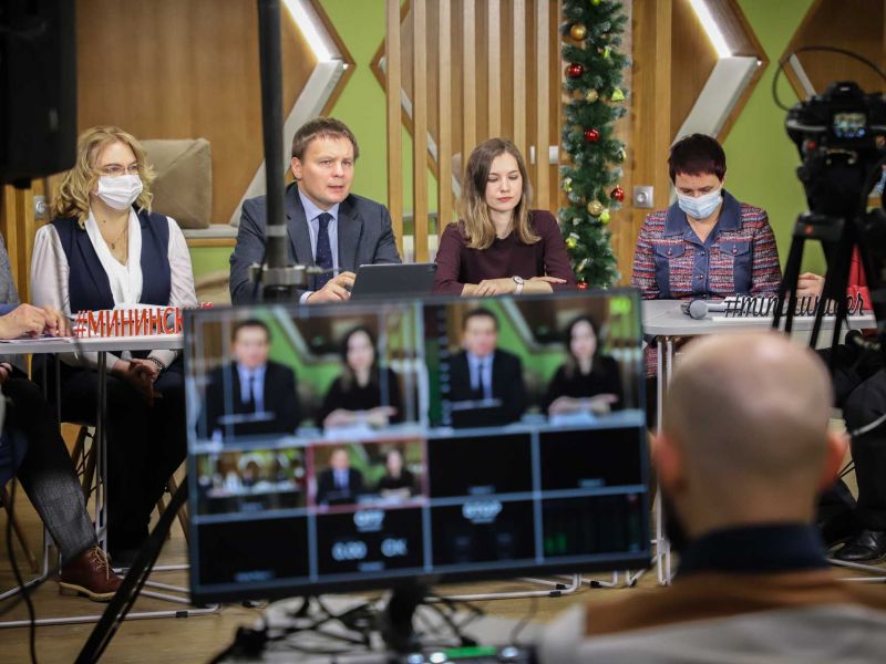 Более 4000 студентов поучаствовали в онлайн-встрече с и.о. ректора Мининского университета