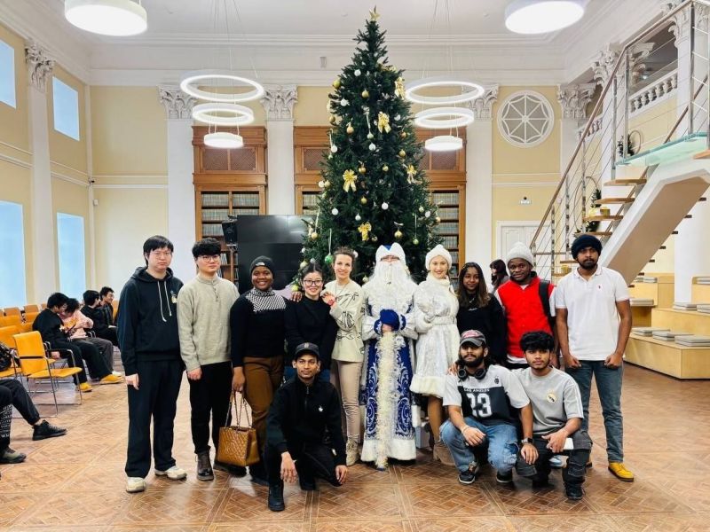 Атмосферную встречу под самый Новый год организовали для иностранных студентов в Мининском