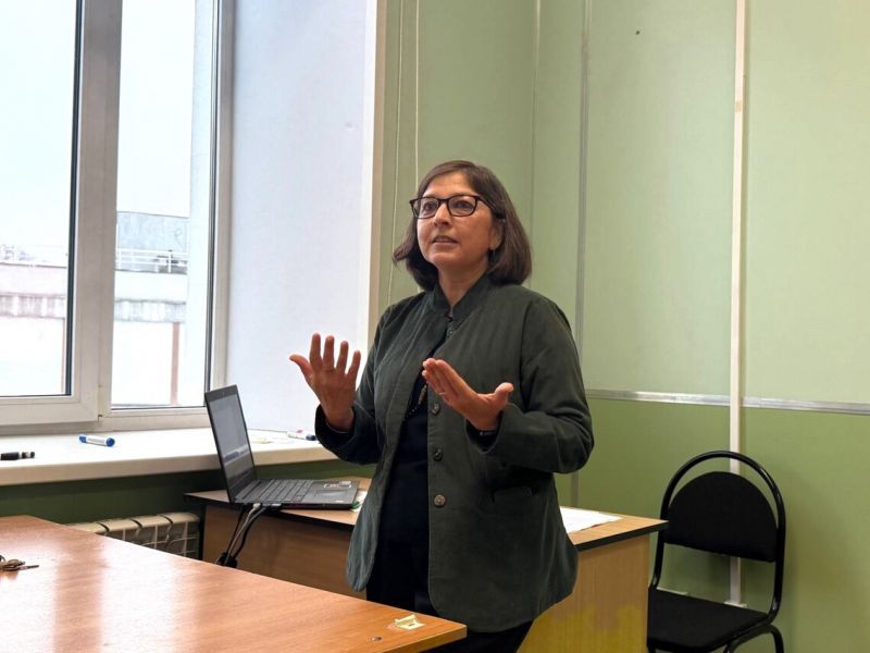 Генеральный секретарь Индийской ассоциации преподавателей русского языка и литературы Мину Бхатнагар побывала с визитом в Мининском университете