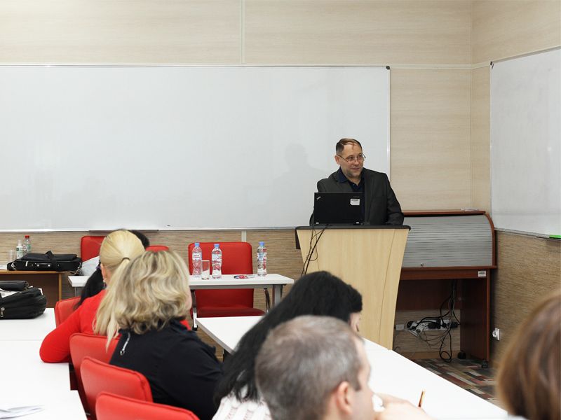 28 января в Мининском университете состоялась международная лекция– диспут «Учитель будущего: робот или человек?».