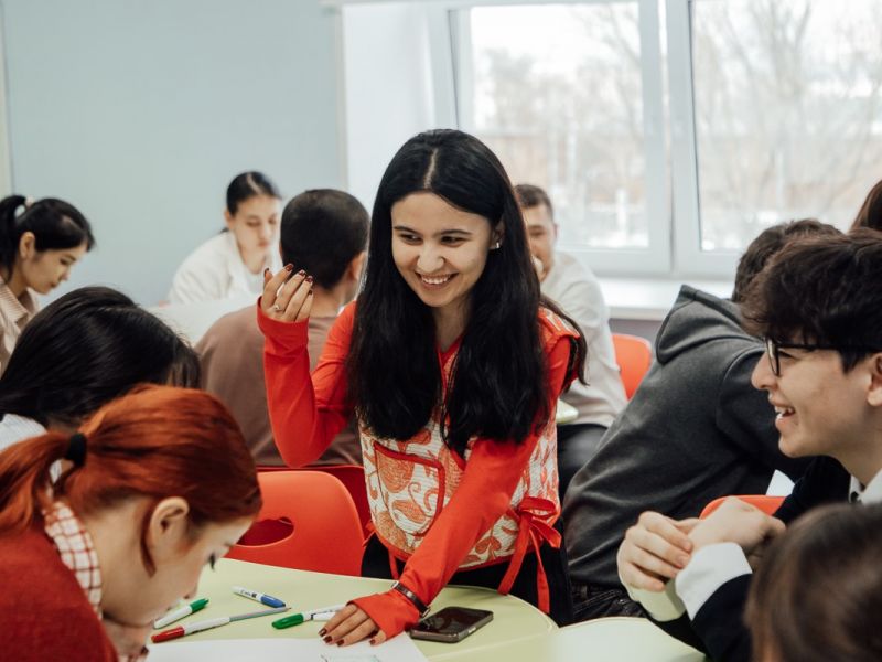 Более 200 человек обратились за поддержкой в Консультационный центр для семей с миграционной историей, открытый в Мининском