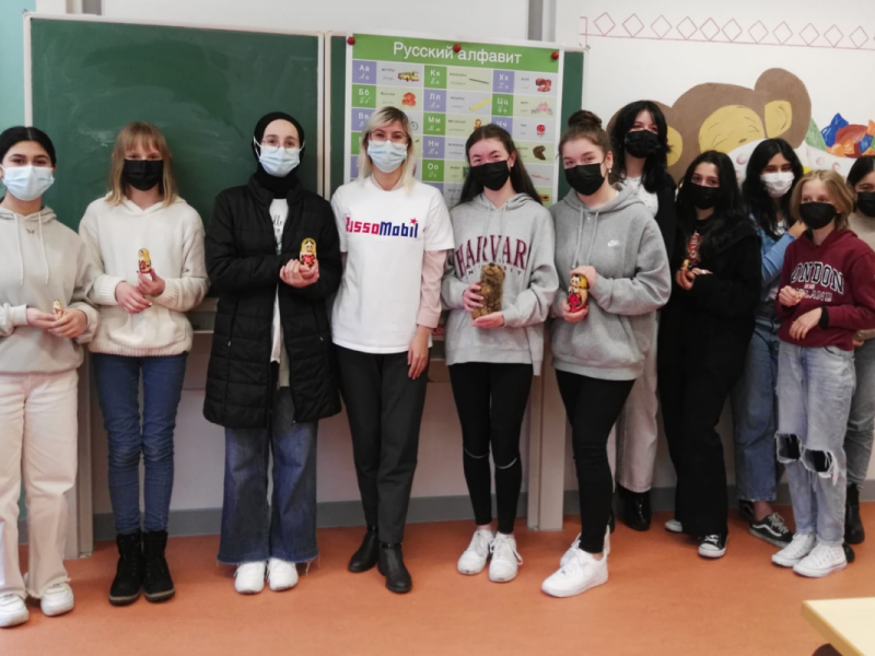 Студенты Мининского приняли участие в проекте по популяризации русского языка „Руссомобиль“ в Эссене