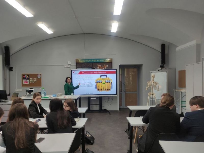 На естественно-географическом факультете провели интерактивные уроки для школьников