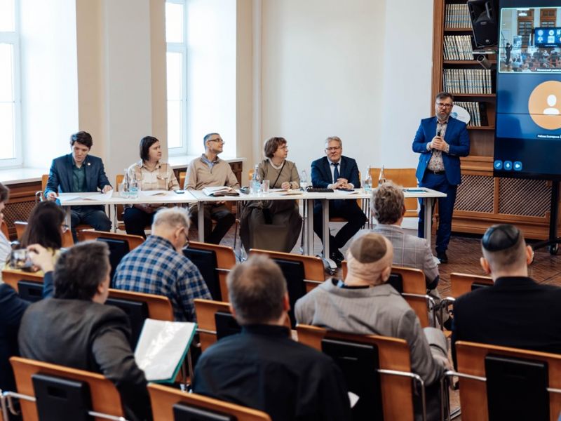 В Мининском университете прошел Всероссийский теологический круглый стол