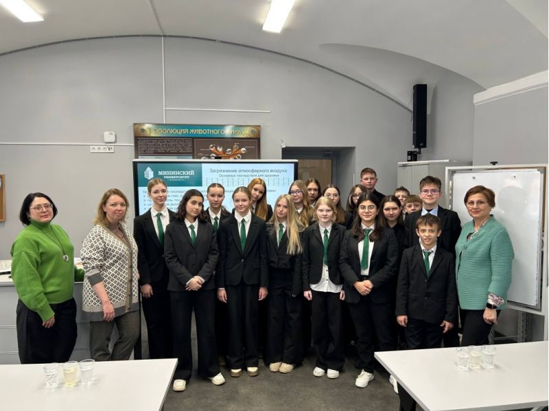 Событийная карта Мининского: биохимический практикум и экологические мастер-классы провели для профильных классов