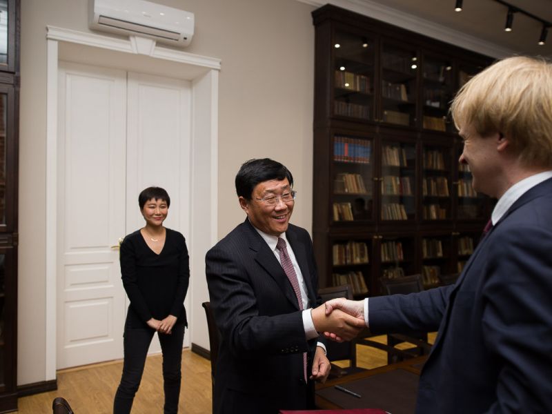 Мининский университет подписал договор о сотрудничестве с Шаньдунским политехническим университетом (г. Цзыбо, КНР)